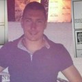 "Poslednji pozdrav kumu, nemirnom mornaru nemirnog mora..." Osvanule brojne čitulje za navijača Partizana koji je ubijen…
