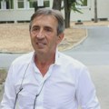 Prve slike i izjave Žike Jakšića posle moždanog udara: Iscrpljen i mršaviji, ali veseo
