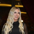 Прво оглашавање Весне Ђогани након шушкања о разводу: Певачица признала да ли је Ђолету спаковала кофере: Да ли је мир у…