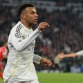 "Ludilo" zvano - Mbape odlazi: Skoro 50 miliona ljudi potpisalo peticiju da Francuz napusti Real Madrid