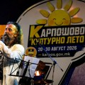 Скопље је певало Шабана: Гиш распалио Влае - трг пун, публика на ногама до поноћи!