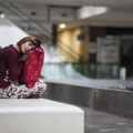 "Glasajte u pidžamama": Srbija centar pozvao dijasporu na protest zbog uslova na izborima