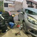 Zimska oprema od 1. Novembra: Čačani Već zakazaju zamenu guma, vulkanizeri imaju pune termine