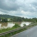 Nalik apokalipsi: Meštani Ćićevca se ovako branili od poplava, Jagodina i dalje pod vodom