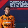 Возач Мекларена Ландо Норис у Мајамију до прве победе у Формули 1