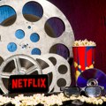 Netflix počeo sa ukidanjem najjeftinije pretplate bez reklama