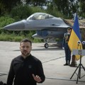 Zelenski na tajnoj lokaciji, iza njega ukrajinski F-16! Stao pred novinare i rekao 4 reči, da li je ovo prekretnica u ratu…