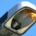 Niš za održavanje rasvete svakog meseca isplaćuje milione i svom JKP i privatnoj firmi: Delovi grada i dalje u mraku
