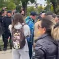 Kragujevac: Kordon policije razdvajao skup SNS-a i Zborova