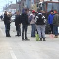 I danas poljoprivrednici blokiraju puteve na više lokacija