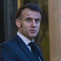 Makron uoči lokalnih izbora u Francuskoj: Ekstremne stranke su opasnost po Republiku