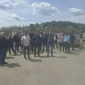 Protest zbog deponije u blizini Uvca: Meštani blokirali dovoz otpada, optužuju nadležne za višegodišnje ignorisanje problema…