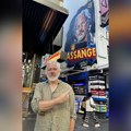 Povratak osnivača Vikiliksa! Džulijan Asanž ćutao osam godina, sad je napisao samo tri reči! (foto)