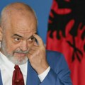 Edi Rama poručio preko Rojtersa da neće podneti ostavku