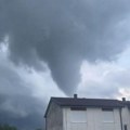 Nova superćelijska oluja, zabeležen tornado u Italiji i Sloveniji (video)