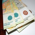 Srpske plate oslabile u junu uz mršav godišnji rast