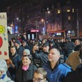 Završen 11. protest koalicije „Srbija protiv nasilja“: Ispred RTS-a održan ‘Slobodni dnevnik’ , ispred RIK-a aplauz…
