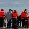 Izbeglice: Italija u Albaniji otvorila kontroverzni centar za migrante