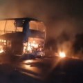 Više od 30 osoba poginulo u autobuskoj nesreći: Tragedija u južnom delu Meksika (video)