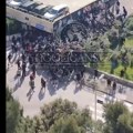 VIDEO Haos pred veliki derbi u Hrvatskoj: Masovna tuča navijača izazvala stampedo, čuli se jauci i vrisci