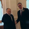 Vučić se sreo sa Putinom u Kremlju Srdačan pozdrav dvojice lidera na svečanoj večeri u Moskvi (video/foto)