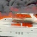 Vatra progutala luksuznu jahtu: Brod potonuo pred očima spasilaca! (video)