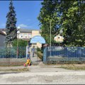 Posle 30 godina radnog staža omiljena učiteljica proglašena tehnološkim viškom