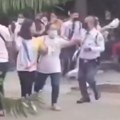 Ljudi vrište i beže iz bolnice, sve se ljulja Prvi snimci razornog zemljotresa na Filipinima (video)