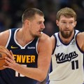 Jokić i Denver rutinski sa Kingsima, Vestbruku prijao povratak u Denver