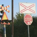 Infrastruktura železnice Srbije: Vozači učestalo zaobilaze spuštene branike na pruzi u Železniku