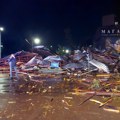 Stradalo dete, pao kran, leteli krovovi: Ovo je epilog strašnog nevremena koje je sinoć pogodilo Vojvodinu (foto, video)