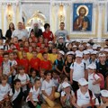 Patrijarh Porfirije u Hramu Svetog Save sa predškolcima iz Vukovara