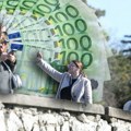 Mladima u Srbiji penzija samo misaona imenica! Mnogi ne veruju ni da će je dočekati, a evo "na šta će se oslanjati u…