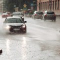 VIDEO Potop u Crnoj Gori: Zbog obilnih padavina poplavljene ulice, saobraćaj otežan