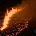 Moćna erupcija vulkana na islandu, naređena evakuacija: Lava teče u svim pravcima, neverovatni prizori video