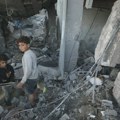 Izrael i Palestinci: Stotine ubijenih u centralnoj Gazi, UN nastavlja napore za novi prekid vatre
