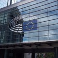 EU kaže da je zabrinuta zbog ukidanja dinara na Kosovu: Traži duži prelazni period