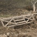 Klizište uništilo „most ljubavi“ u Sopotnici