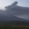 Nova erupcija vulkana Ruang na severu Indonezije
