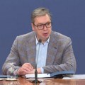 Vučić: Skup protekao demokratski, razgovaraću sa narodom u svakom mestu