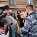 Užičani poklonili suvomesnate proizvode studentima u blokadi ETF-a u Beogradu