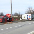 Sudar sanitetskog i putničkog vozila kod Požarevca, jedna osoba poginula