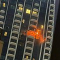 Misteriozni dron pogodio neboder, izbio snažan požar: Drama u Dubaiju, vlada opšta panika