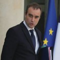 Francuski premijer traži da naftna kompanija smanji cene goriva zbog preraspodele viška profita