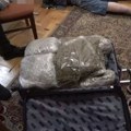 Uhapšen diler u Novom Sadu: Kod njega nađeno pet kilograma droge i novac od prodaje