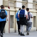 Zajedno za Novi Sad: Načelnik uprave za obrazovanje poslao spisak učenika koji idu na miting SNS da im se opravdaju časovi