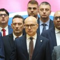"Izabrani voljom građana, zaklinju se pred medijima": Vučević o konstitutivnoj sednici: Još samo da je neko nekome lupio…