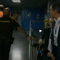 Scene iz popularnog „tunela“: Trener Malage dočekao sudije…