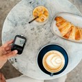 Ujutro kafa, na poslu kafa, na sastanku opet kafa: Evo koliko šoljica je previše