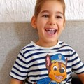 Strahinja je svestan da mu vežbe pomažu i želi samo da ozdravi: Srbijo, pomozi mu da bude veseo!